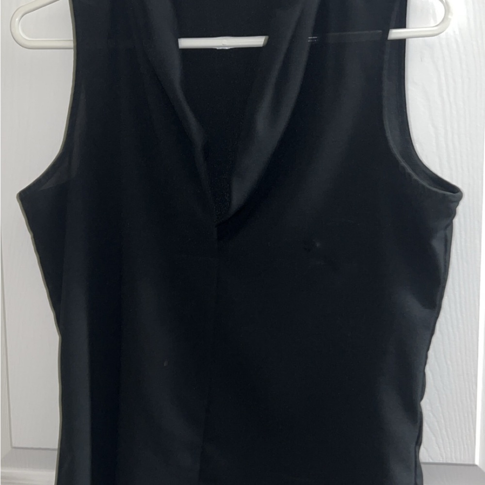 Dex Black Sleeveless Tank Top